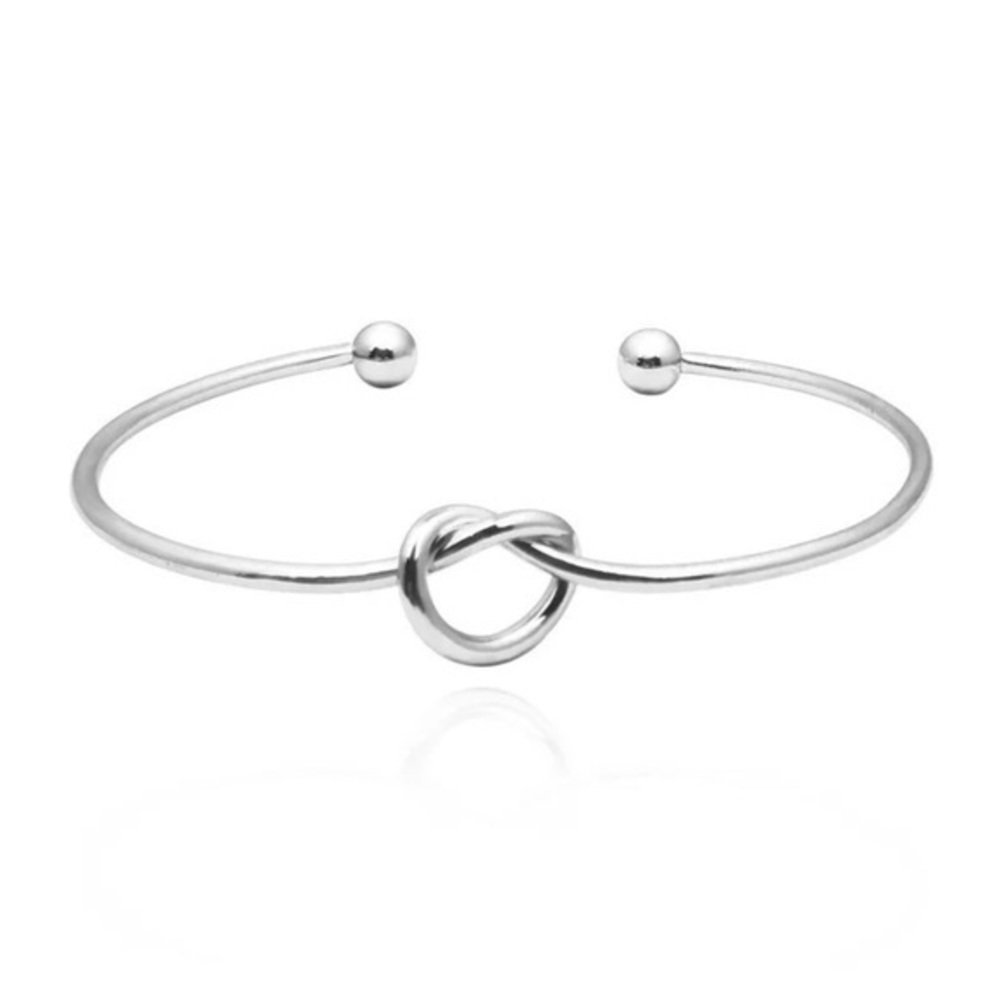 3/$30 ❤️ Knot Bangle - Picture 4 of 6